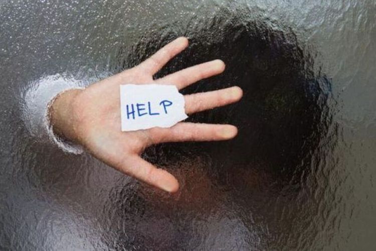Dilaporkan Hilang, Bocah Ditemukan Menangis di Semak-semak Bersama Ayahnya yang Idap Skizofrenia