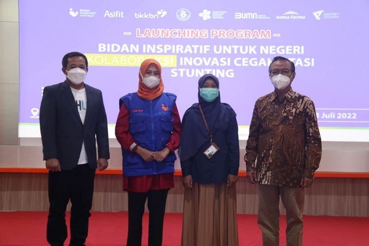 Dompet Dhuafa menggandeng PT Kimia Farma Tbk (Kimia Farma) meluncurkan program Bidan Inspiratif Untuk Negeri (BIUN) yang bertujuan untuk mencegah dan mengatasi stunting di Indonesia, khususnya wilayah pelosok, Sabtu (23/7/2022). 