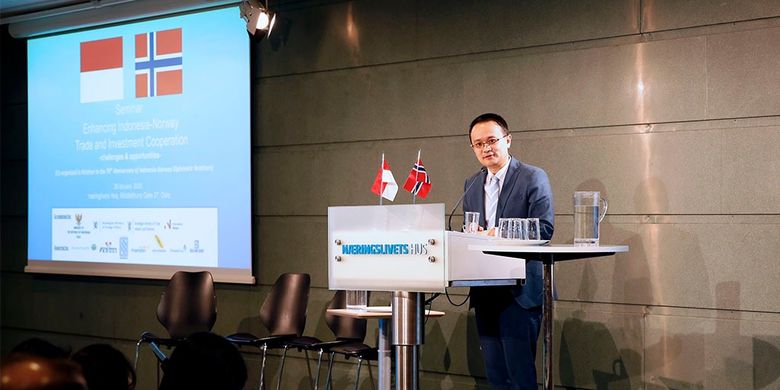 Wamendag RI Jerry Sambuaga, menyampaikan kondisi ekonomi dan iklim investasi di Indonesia yang makin baik dan terbuka bagi investor serta pelaku usaha Norwegia, dalam seminar Enhancing Indonesia-Norway Trade and Investment Cooperation, di Oslo, Selasa (28/1/2020).