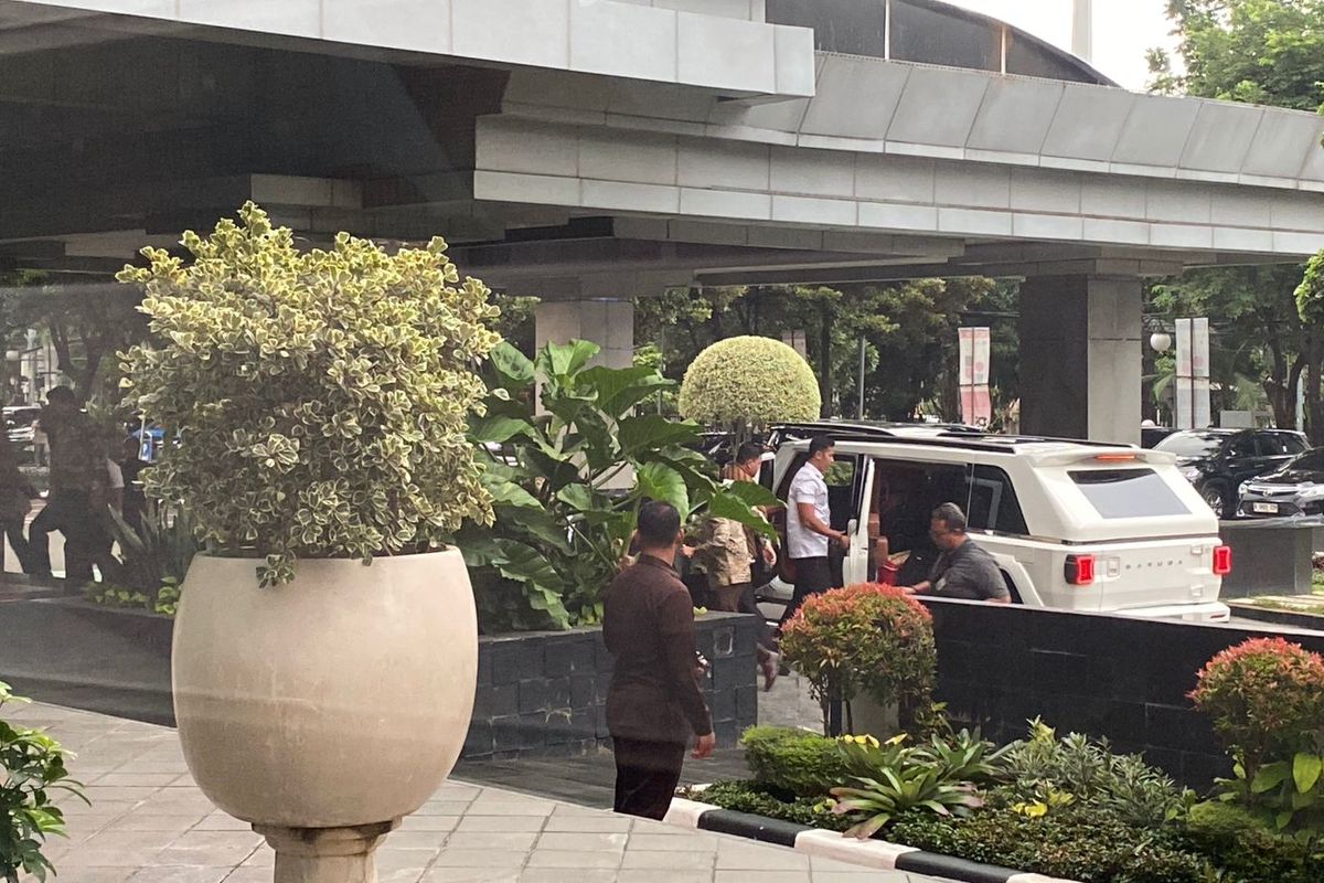 Prabowo Tiba di Kemenkeu Sore Ini, Bakal Umumkan PPN 12 Persen? 