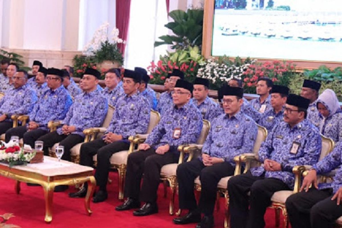 Presiden Joko Widodo menghadirii Rakernas Korpri di Istana Negara, Jakarta, Selasa (26/2/2019).