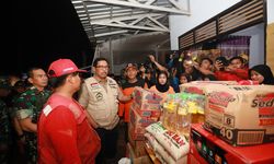 Tinjau Banjir Bandang di Pekalongan, Pemprov Jateng Salurkan Bantuan Senilai Rp 160 Juta
