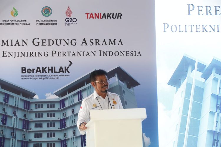 Mentan SYL saat meresmikan Asrama Politeknik PEPI di Pagedangan, Tangerang, Banten, Senin (19/9/2022).