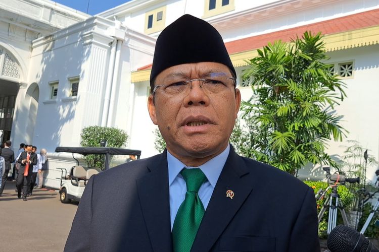 Plt Ketua Umum PPP Mardiono sesuai pelantikan menteri dan wakil menteri di Kompleks Istana Kepresidenan, Jakarta, Senin (17/7/2023).