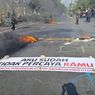 Demo Kawal Putusan MK di DPRD Solo, Massa Bakar Ban, Lalu Lintas Dialihkan