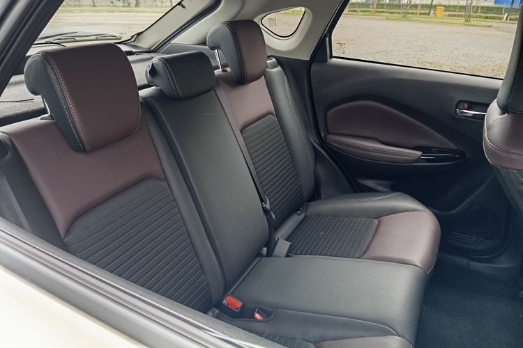Interior Suzuki Fronx GSX