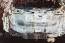 Mobil Honda HRV Hangus Terbakar di Tol Dalam Kota Slipi