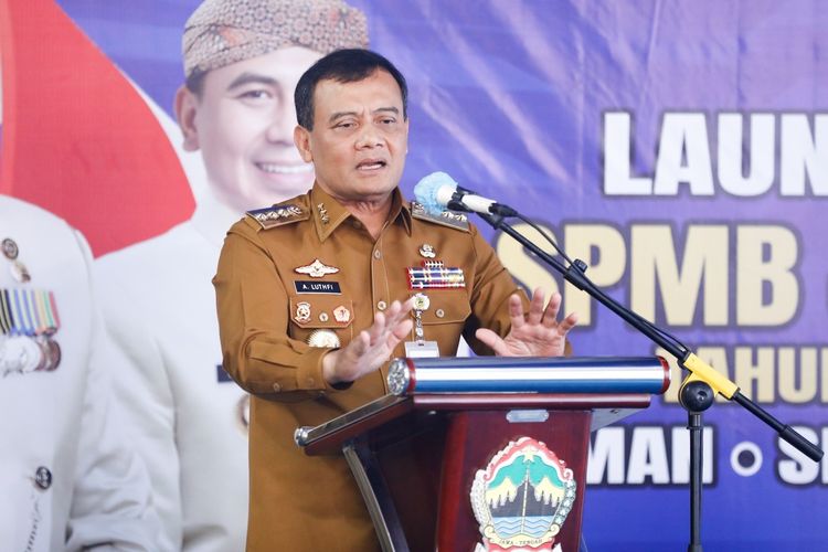 SPMB 2025 Jawa Tengah Resmi Diluncurkan, Gubernur Luthfi: No Titip, No Jastip!