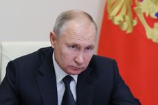 Putin Mengaku Sedikit Sakit setelah Disuntik Vaksin Covid-19