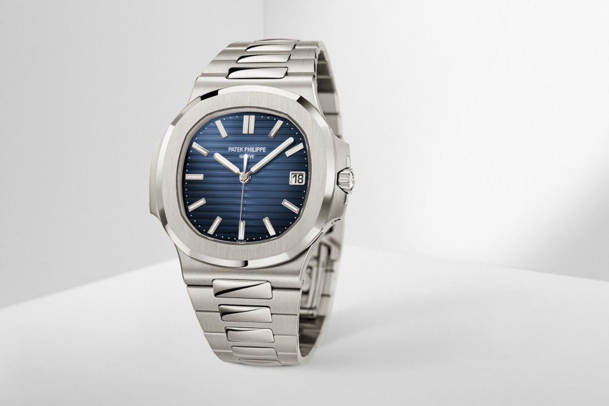 Patek Philippe Segarkan Jam Tangan Nautilus Dial Biru