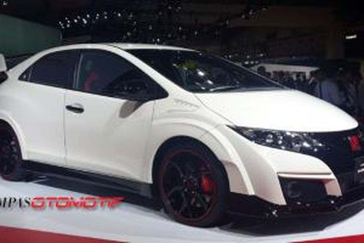 Honda Civic Type R terbaru diluncurkan di Tokyo Motor Show 2015.