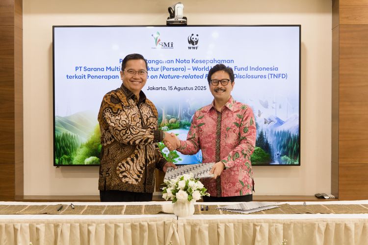 PT Sarana Multi Infrastruktur (Persero) atau SMI dan WWF-Indonesia resmi menandatangani nota kesepahaman untuk mengintegrasikan aspek alam ke dalam praktik keberlanjutan dan tata kelola bisnis, Jumat (15/8/2025).

