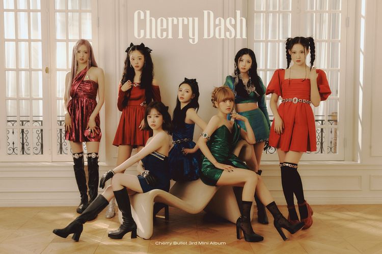 Cherry Bullet dalam konsep foto untuk comeback album mini ketiga mereka Cherry Dash