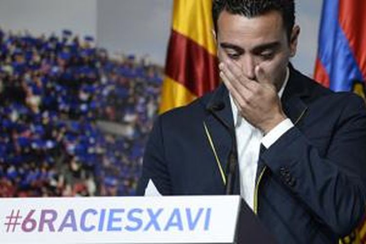 Xavi Hernandez tak kuasa menahan tangis saat berbicara pada acara perpisahannya, Rabu (3/6/2015). 