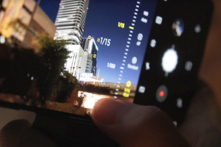 Galaxy Note 9 bisa diandalkan untuk memotret dan vlogging, menggantikan kamera profesional
