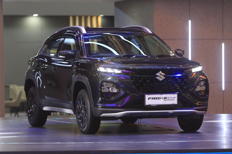 Suzuki Fronx SGX Hybrid Kuro Meluncur, Harga Rp 333,8 Juta