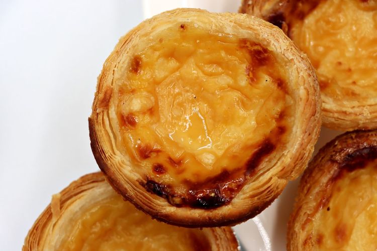 Restoran Ini Jual Egg Tart Topping Mirip Kecoak, Seperti Apa?