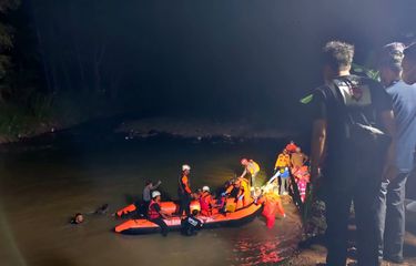 Detik-detik 11 Siswa MTs Harapan Baru Tewas Terseret Arus Sungai ...