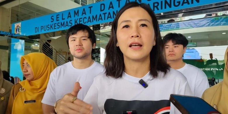 Wamen PPPA Veronica Tan Ajak 2 Anaknya Ikuti Cek Kesehatan Gratis di Puskesmas Penjaringan