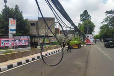 Kabel Menjuntai di Simpang 3 Gondrong Tangerang, Dinas PUPR Koordinasi dengan PLN dan Dishub