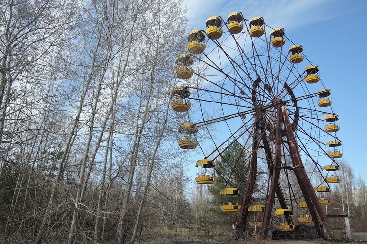 Chernobyl - Sebuah kincir ria di Chernobyl Exclusion Zone, Ukraina.