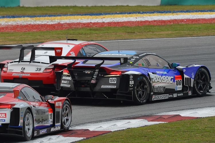 Bridgestone Potenza RE-71RS jadi andalan pada ajang balap SuperGT