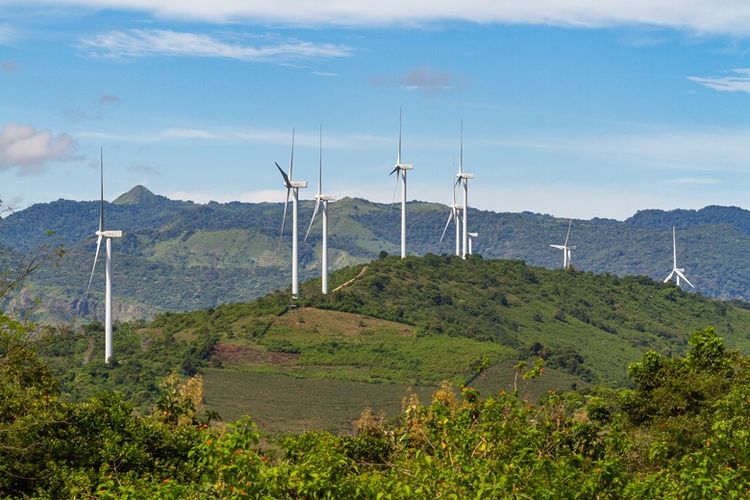 PLTB Sidrap di Sulawesi Selatan merupakan salah satu proyek pembangkit listrik energi baru terbarukan yang didukung pembangunannya oleh PT SMI. 