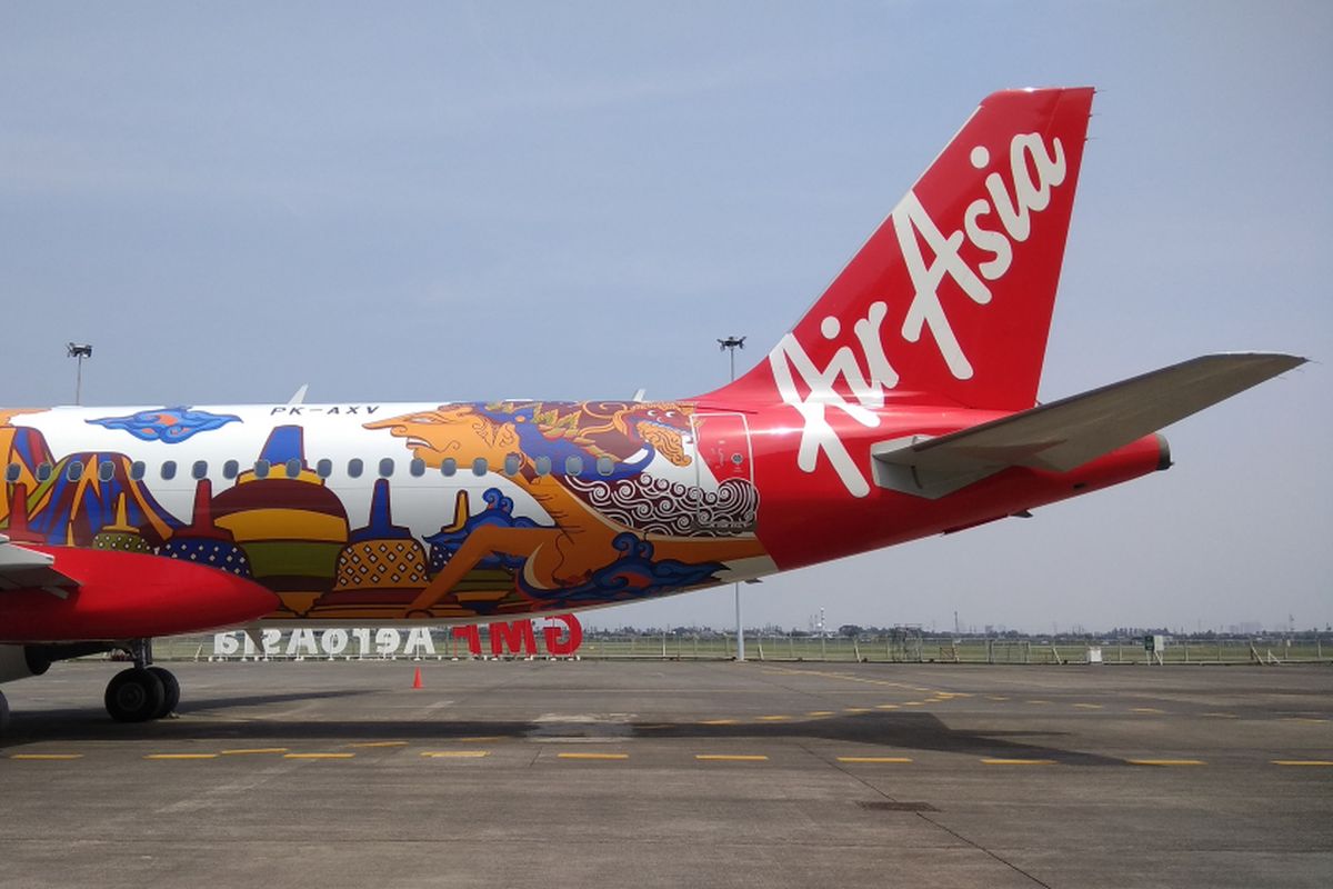 Pesawat AirAsia Indonesia bertipe Airbus 320 