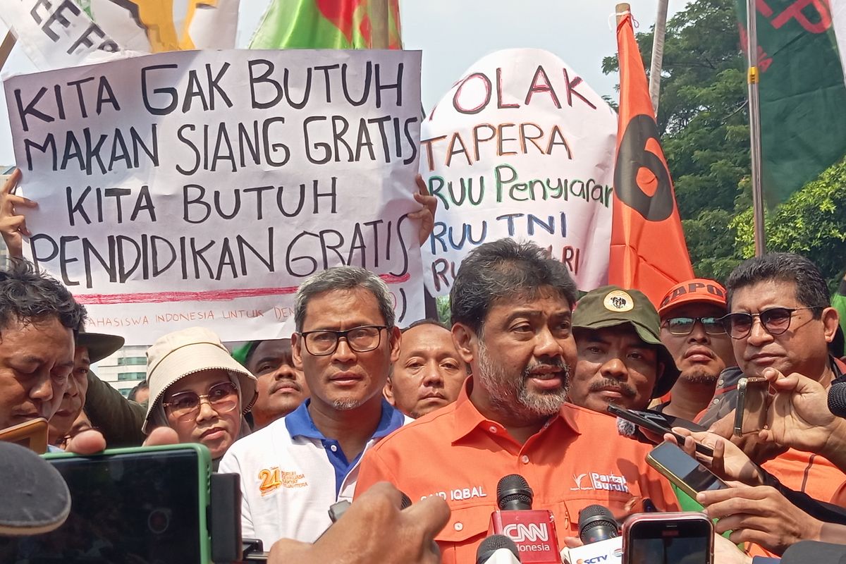 Presiden Partai Buruh Said Iqbal saat memberikan keterangan di Gambir, Jakarta Pusat, Kamis (6/6/2024)