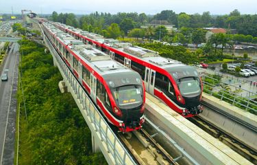 LRT&mdash;PT INKA melakukan uji LRT di lintasan Jabodebek sebelum dioperasikan sebagai kebutuhan transportasi publik pada tahun 2023.