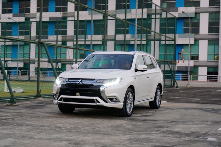 Detil produk terbaru dari Mitsubishi di GIIAS 2019, Outlander PHEV