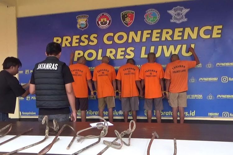 Polres Luwu Ringkus 5 Pencuri Kabel Tembaga SUTET, Total Kerugian Capai Rp 238 Juta