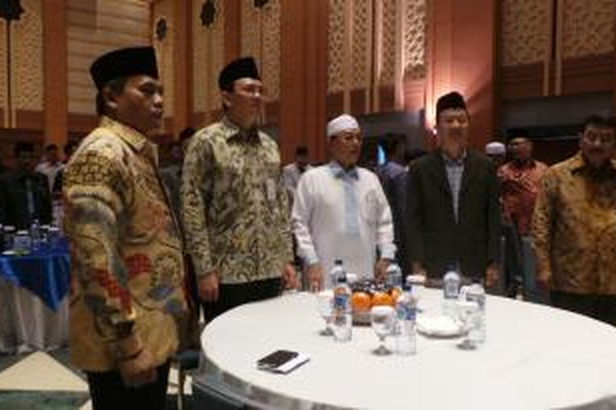 Gubernur DKI Jakarta Basuki Tjahaja Purnama bersama Sekretaris Daerah (Sekda) DKI Saefullah dan Kepala Jakarta Islamic Center (JIC) KH. Ahmad Shodri HM pada acara Halaqah Ulama Ibu Kota Jakarta, di JIC, Rabu (12/8/2015). 