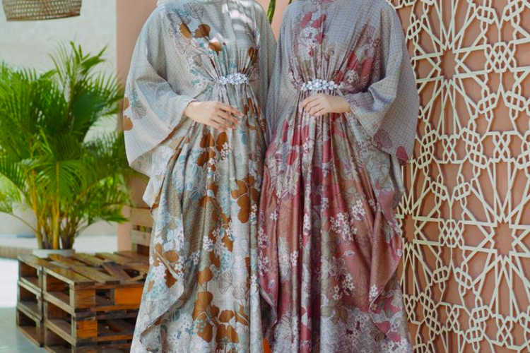 Miss Nomi Humairaa Kaftan, rekomendasi kaftan Lebaran
