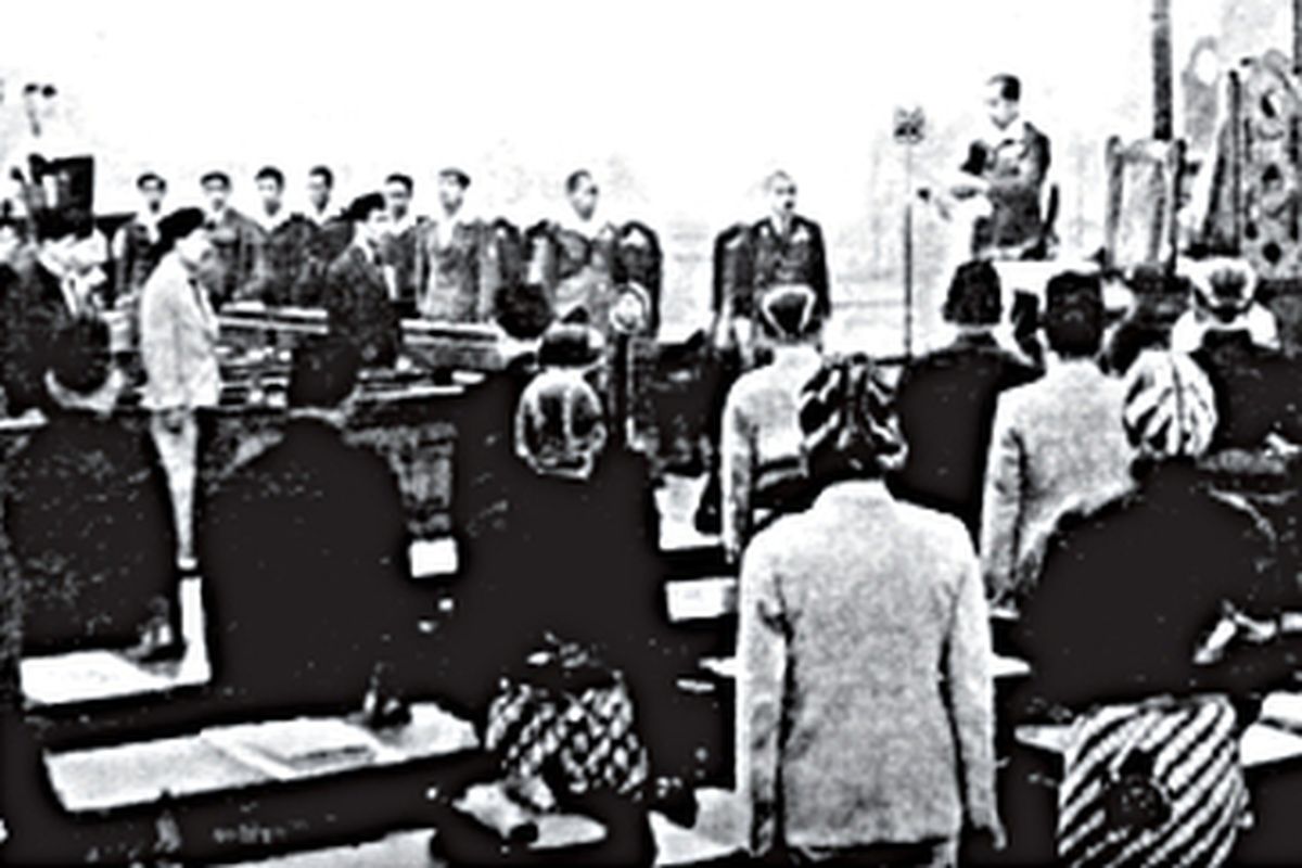 Sidang pertama BPUPKI pada 29 Mei 1945 di Gedung Chuo Sangi In di Jalan Pejambon 6, Jakarta yang Sekarang menjadi Gedung Pancasila.