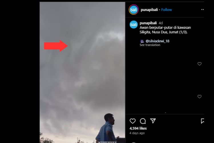 Tangkapan layar video awan berputar di Bali, Jumat (1/3/2024).