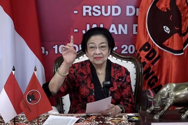 Ketua Umum PDI-P Megawati Soekarnoputri saat berpidato kepada seluruh kader PDI-P secara virtual, Senin (16/10/2023).