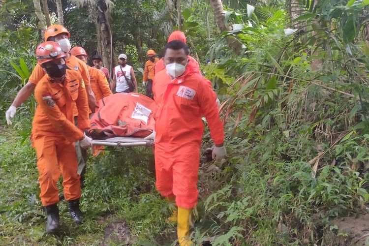Penemuan jenazah tinggal kerangka di sebuah sumur dalam kebun lebat di Pedukuhan Gunung Kukusan, Kalurahan Hargoreji, Kapanewon Kokap, Kabupaten Kulon Progo, Daerah Istimewa Yogyakarta.