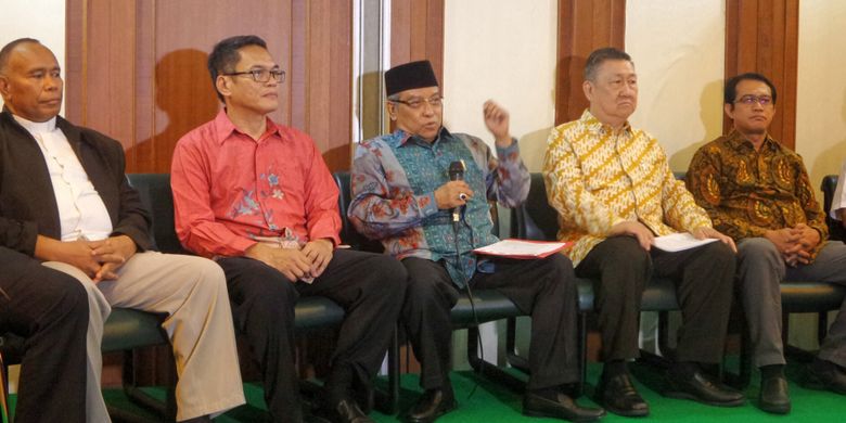 Solidaritas Lintas Agama untuk Myanmar (SALAM) menggelar konferensi pers terkait tragedi kemanusiaan warga Rohingya di kantor PBNU, Jakarta Pusat, Jumat (22/9/2017).