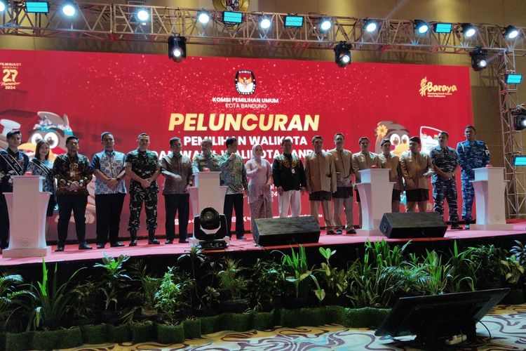 Peluncuran Tahapan, Maskot dan Jingle Pilkada Kota Bandung yang diselenggarakan oleh Komisi Pemilihan Umum (KPU) Kota Bandung di Harris Convention Centre, Jalan Peta, Kota Bandung, Minggu (9/6/2024).