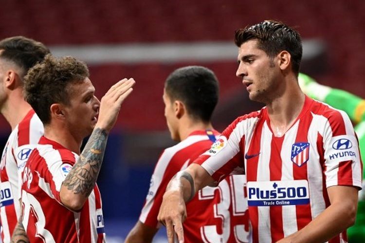 Penyerang Atletico Madrid, Alvaro Morata (kanan), saat merayakan gol ke gawang Mallorca pada lanjutan pekan ke-34 Liga Spanyol, Sabtu (4/7/2020) dini hari WIB.