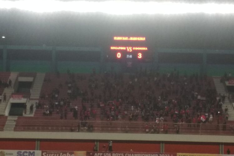 Terdapat satu momen menarik terjadi di Stadion Maguwoharjo ketika timnas U16 Indonesia sukses memperlebar keunggulan atas Singapura menjadi 4-0 pada menit ke-29.