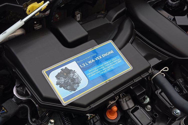 Mesin Daihatsu Rocky Hybrid