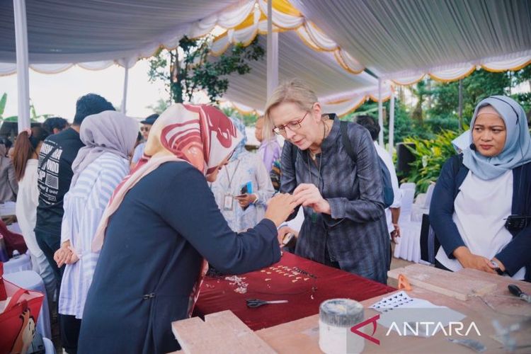 Program kerja sama badan-badan PBB untuk pencapaian Tujuan Pembangunan Berkelanjutan (TPB) di Indonesia melaksanakan kunjungan lapangan ke Nusa Tenggara Barat (NTB)