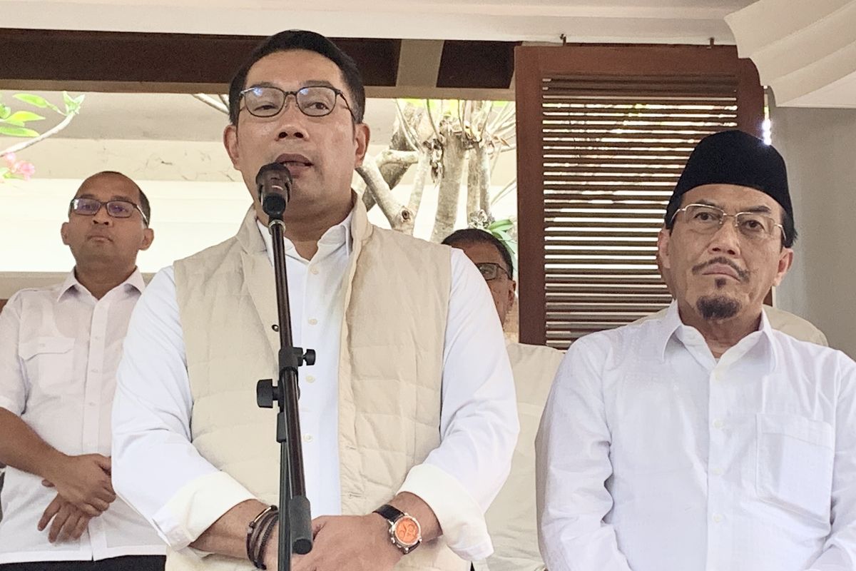 Pasangan bakal calon gubernur dan wakil gubernur Ridwan Kamil dan Suswono saat ditemui awak media di kediaman Sutiyoso atau Bang Yos, Kota Bekasi, Kamis (12/8/2024).