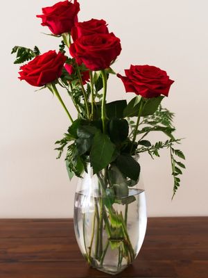 Ilustrasi pasca panen bunga mawar