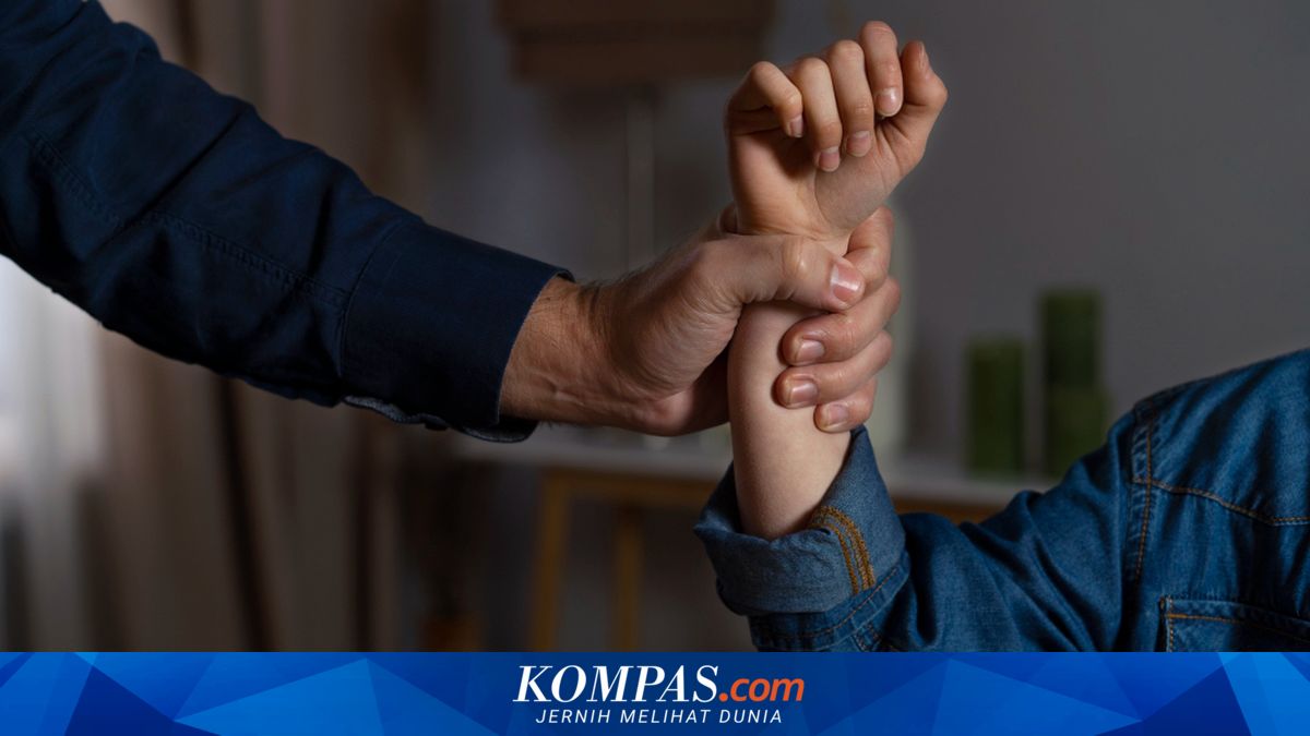 Korban Pelecehan Guru Ngaji di Kebumen Jadi 13, Polisi Minta Korban Lain Segera Melapor ~TR 

Klik untuk baca: