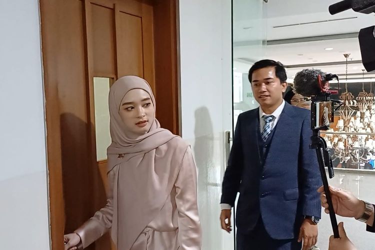 Inara Rusli jalani sidang mediasi royalti di Pengadilan Negeri (PN) Jakarta Pusat, Rabu (28/2/2024).