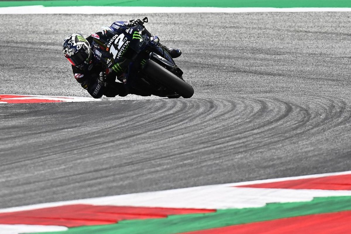 Maverick Vinales saat kualifikasi pada MotoGP Styria 2021. (Photo by JOE KLAMAR / AFP)