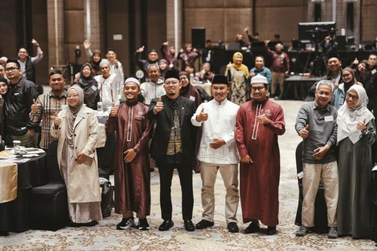 Antusiasme peserta manasik di tengah proses manasik haji offline yang diadakan oleh jejak imani.